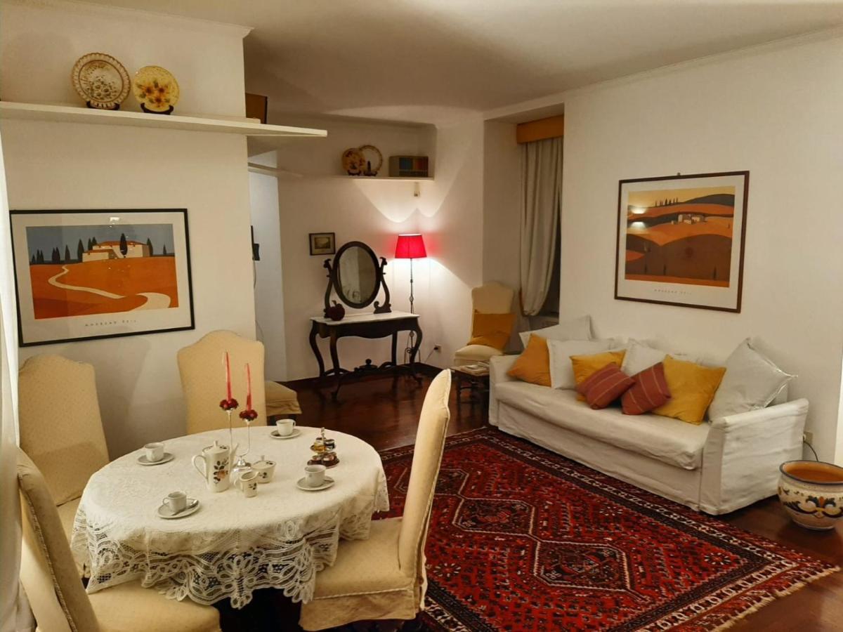 Casa Vacanze Pizzofalcone 41B Napoli Bagian luar foto