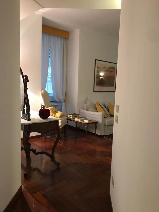 Casa Vacanze Pizzofalcone 41B Napoli Bagian luar foto