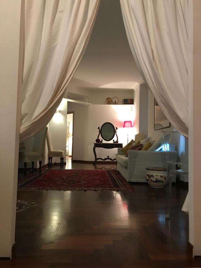 Casa Vacanze Pizzofalcone 41B Napoli Bagian luar foto