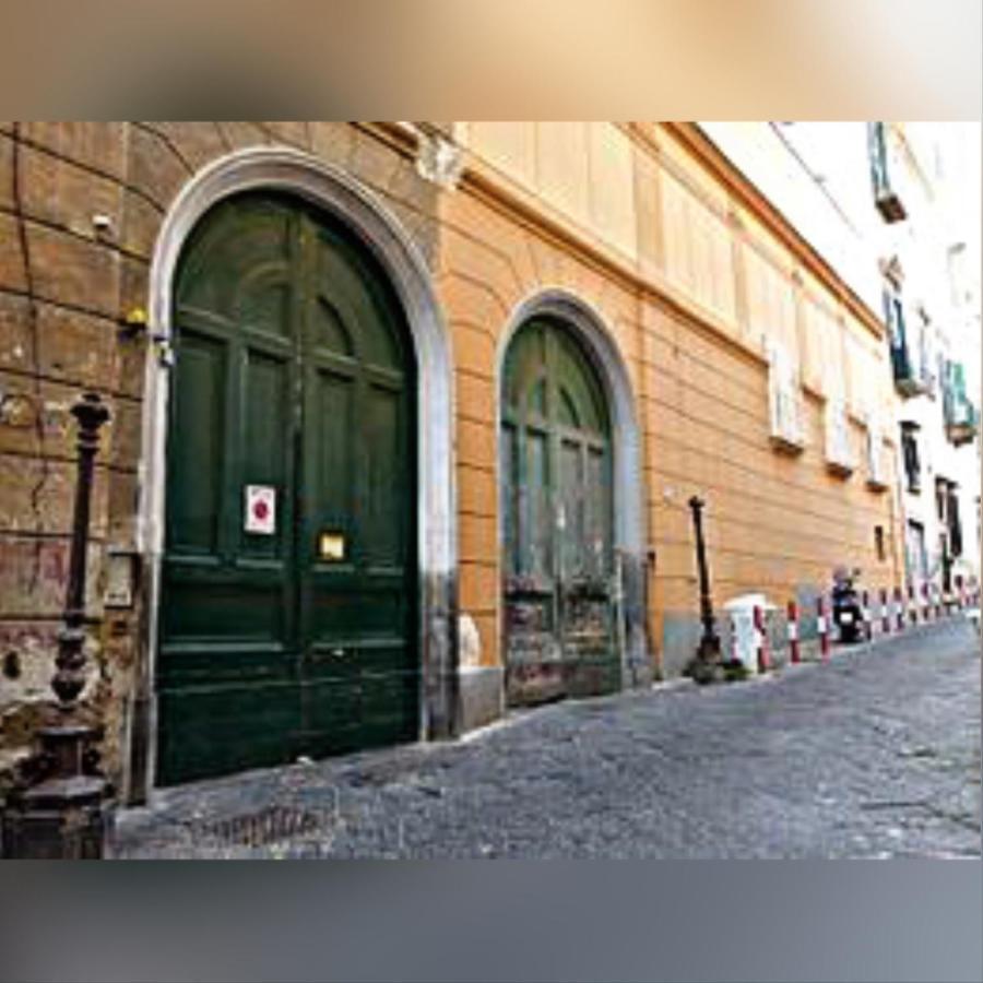 Casa Vacanze Pizzofalcone 41B Napoli Bagian luar foto