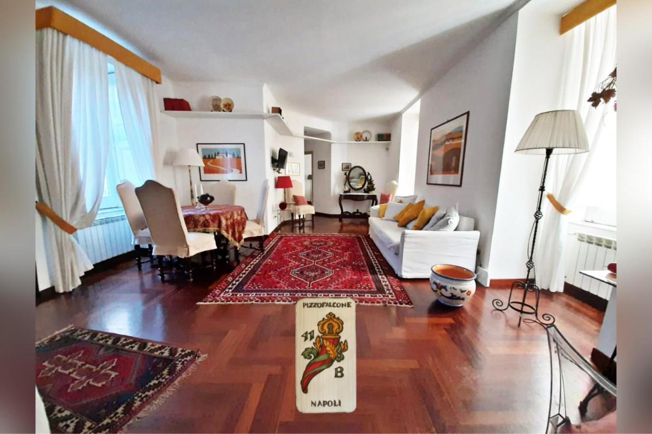 Casa Vacanze Pizzofalcone 41B Napoli Bagian luar foto